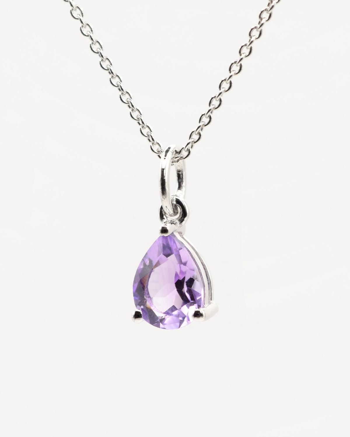 Goutte Halskette aus 925 Sterlingsilber mit Amethyst, Tropfen 6 x 8 mm, Frontansicht, zweite Aufnahme