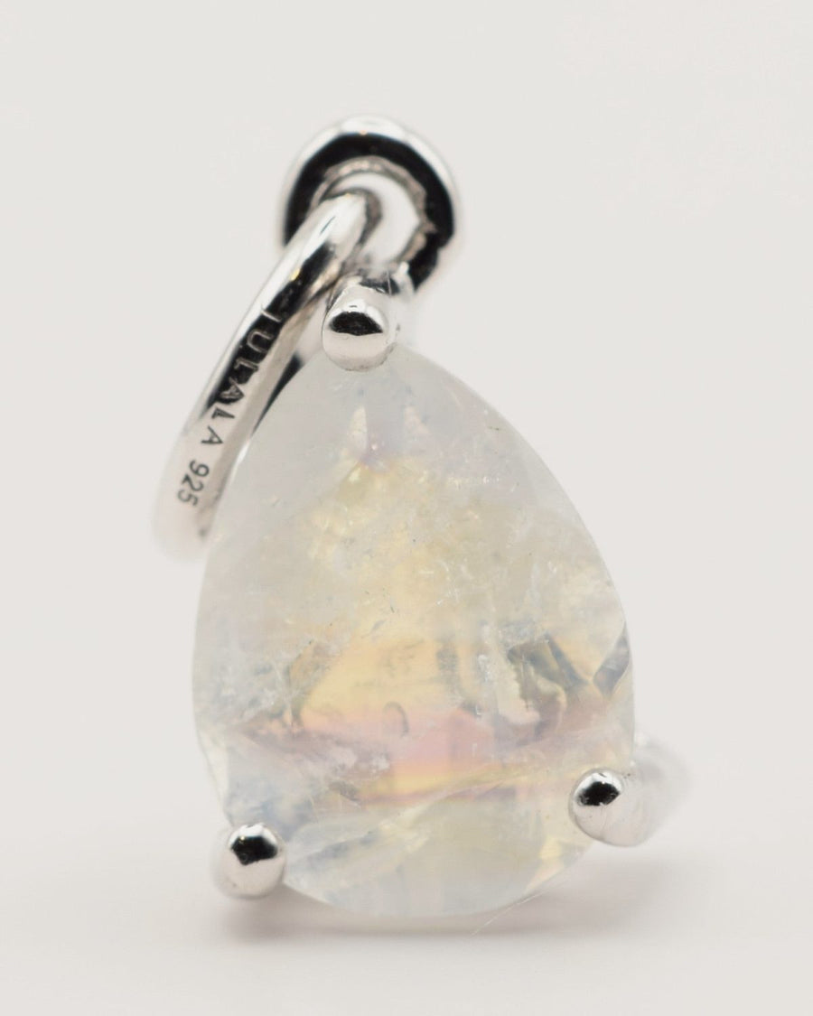 Goutte Halskette mit Regenbogen-Mondstein, Stempel 925 an der Öse